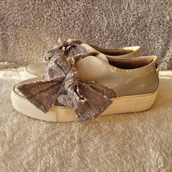 AGL Women's‎ Patent Leather Oversized Bow Platform Slip On Sneakers Size 8 39 - Picture 3 of 8